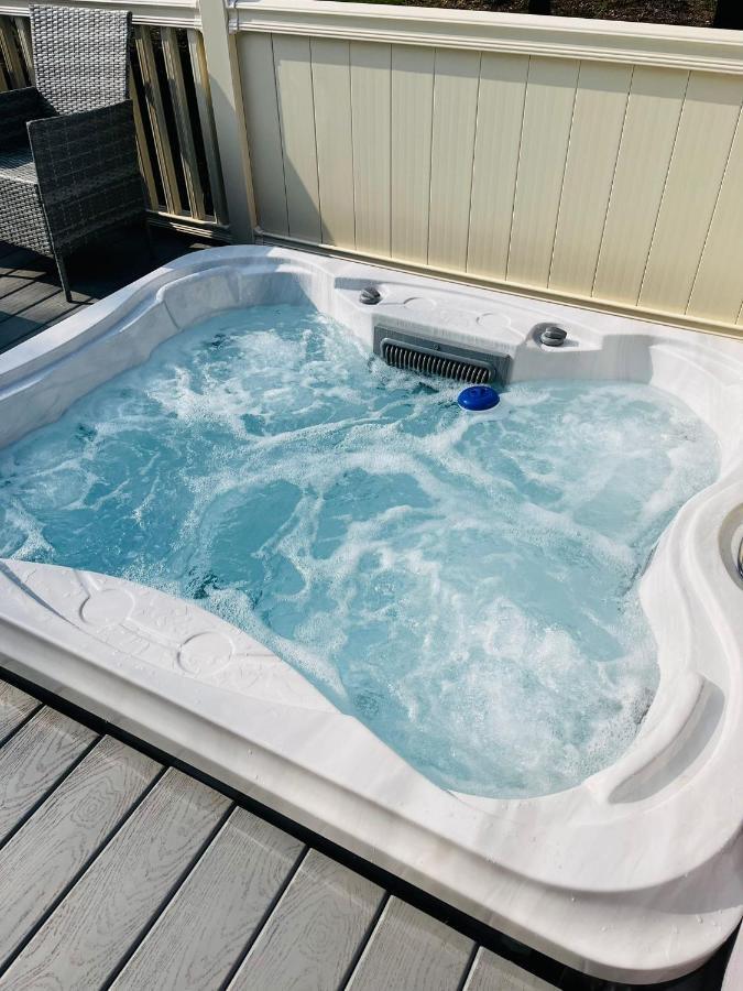 Stone Beck Lodge With Hot Tub Йорк Экстерьер фото